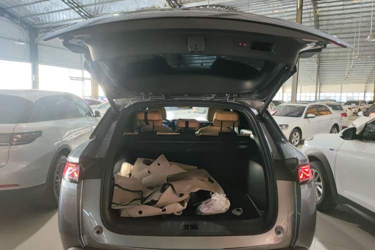 Used BYD Song L DM-i 2024 160km Beyond Edition Trunk