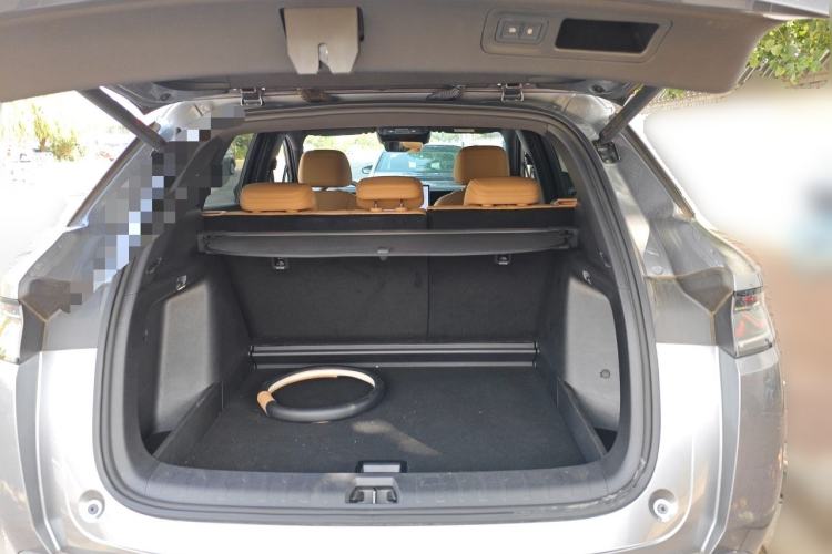 Used BYD Song L DM-i 2024 112 km Beyond Edition Trunk