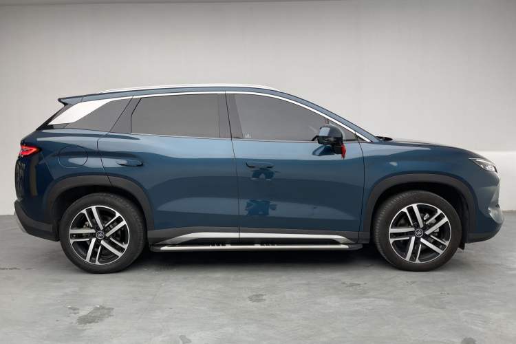 Used BYD Song L DM-i 2024 112 km Beyond Edition Exterior 5