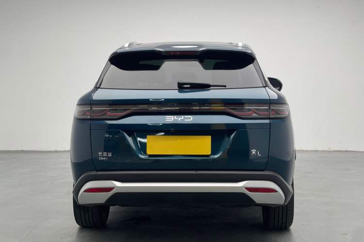 Used BYD Song L DM-i 2024 112 km Beyond Edition Exterior 7