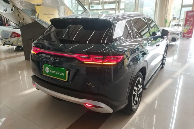 Used BYD Song L DM-i 2024 112 km Beyond Edition Rear Right 45 Deg