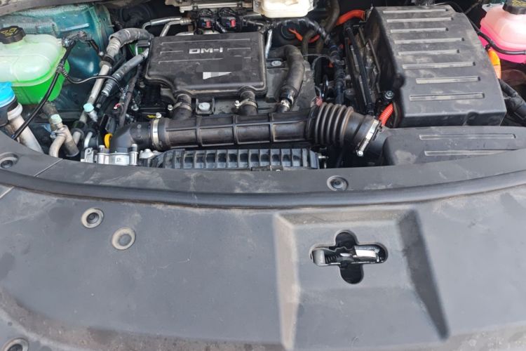 Used BYD Song L DM-i 2024 112 km Leading Edition Engine Bay
