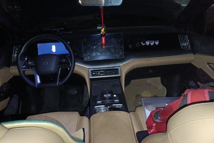 Used BYD Song L DM-i 2024 112 km Leading Edition Center Console