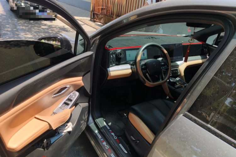 Used BYD Song L DM-i 2024 112 km Leading Edition Driver Seat
