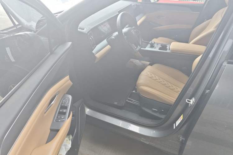 Used BYD Song L DM-i 2024 160km Beyond Edition Driver Seat