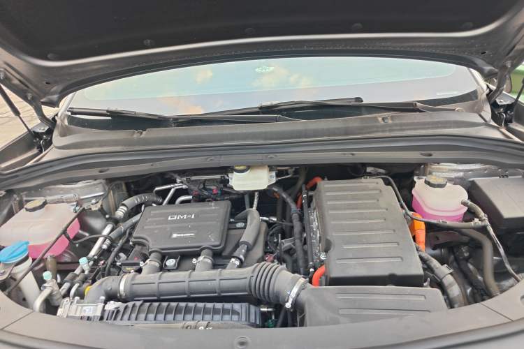 Used BYD Song L DM-i 2024 112 km Beyond Edition Engine Bay