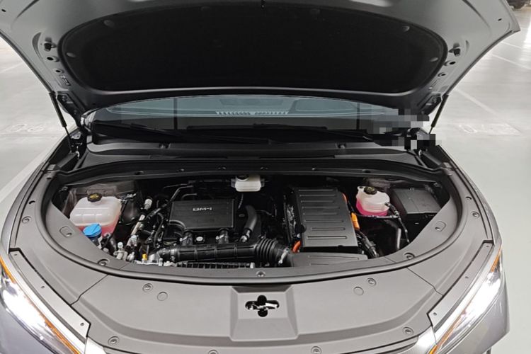 Used BYD Song L DM-i 2024 112 km Beyond Edition Engine Bay