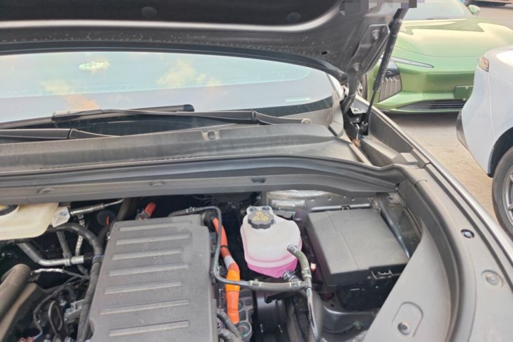 Used BYD Song L DM-i 2024 112 km Beyond Edition Engine Bay Left