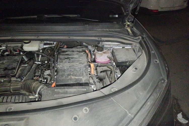 Used BYD Song L DM-i 2024 112 km Leading Edition Engine Bay Left
