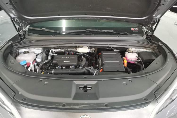 Used BYD Song L DM-i 2024 160km Beyond Edition Engine Bay