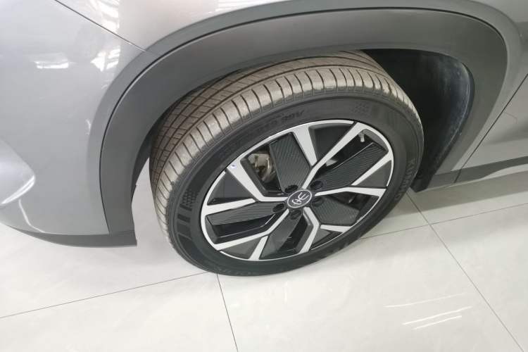 Used BYD Song L DM-i 2024 160km Beyond Edition Exterior 3