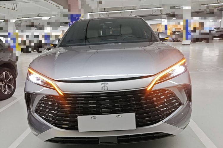 Used BYD Song L DM-i 2024 112 km Beyond Edition Front
