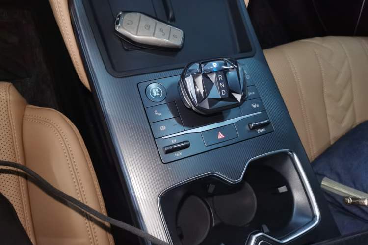 Used BYD Song L DM-i 2024 160km Beyond Edition Gear Lever