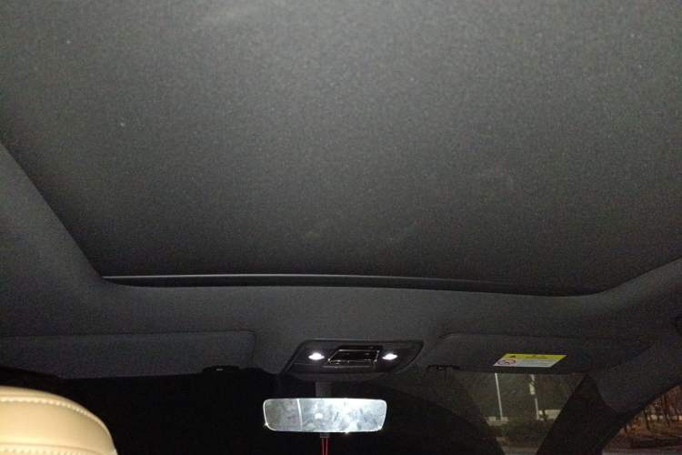 Used BYD Song L DM-i 2024 112 km Leading Edition Headliner