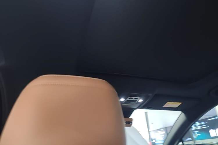 Used BYD Song L DM-i 2024 112 km Beyond Edition Headliner