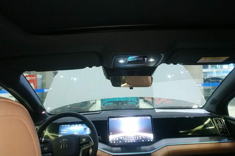 Used BYD Song L DM-i 2024 112 km Beyond Edition Headliner