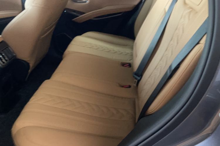 Used BYD Song L DM-i 2024 160km Beyond Edition Interior 2