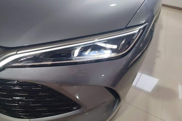 Used BYD Song L DM-i 2024 112 km Beyond Edition Left Front Headlight