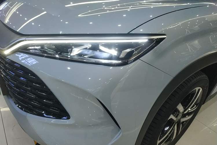 Used BYD Song L DM-i 2024 112 km Beyond Edition Left Front Headlight