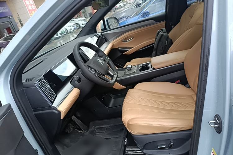 Used BYD Song L DM-i 2024 112 km Beyond Edition Left Front Seat