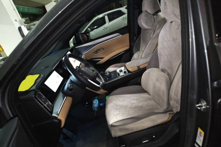Used BYD Song L DM-i 2024 112 km Beyond Edition Left Front Seat