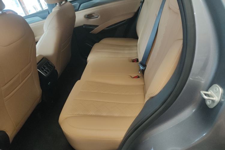 Used BYD Song L DM-i 2024 112 km Leading Edition Left Rear Seat