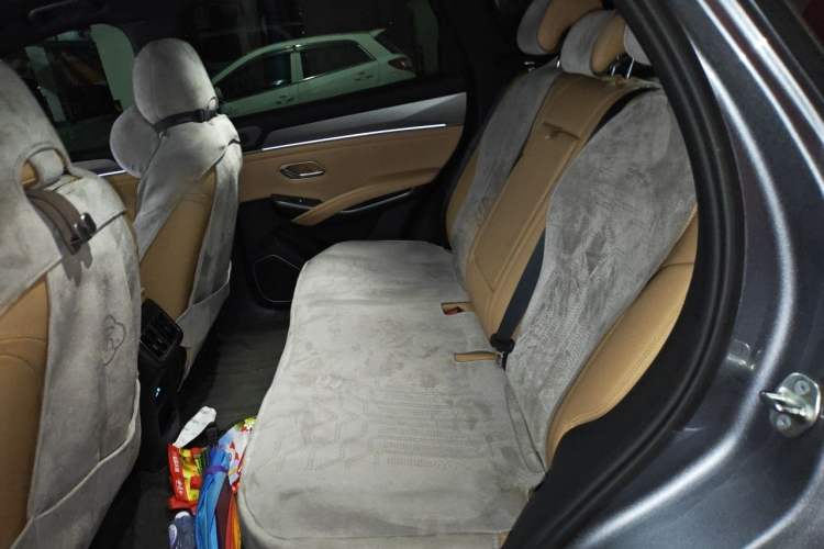 Used BYD Song L DM-i 2024 112 km Beyond Edition Left Rear Seat
