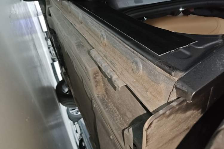 Used BYD Song L DM-i 2024 112 km Beyond Edition Left Side Sill