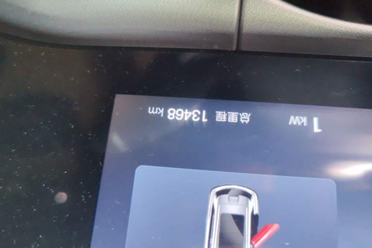 Used BYD Song L DM-i 2024 112 km Beyond Edition Odometer Close Up