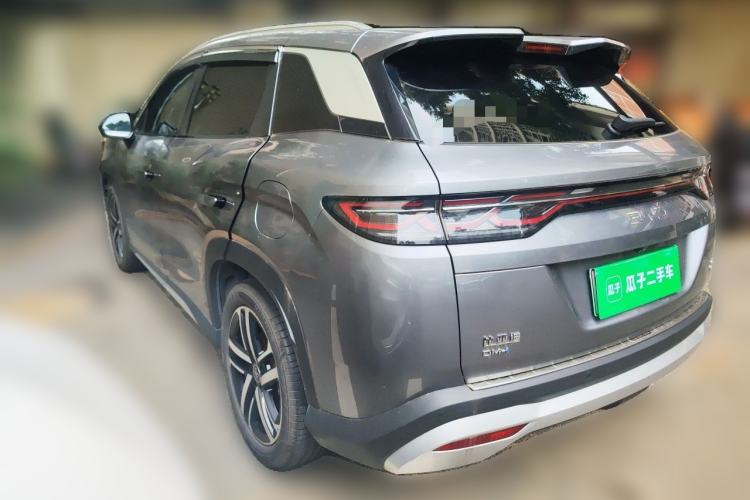 Used BYD Song L DM-i 2024 112 km Beyond Edition Rear Left 45 Deg