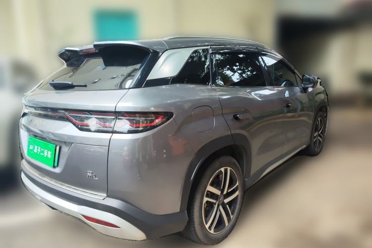 Used BYD Song L DM-i 2024 112 km Beyond Edition Rear Right 45 Deg