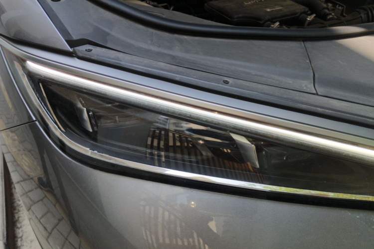 Used BYD Song L DM-i 2024 112 km Leading Edition Right Front Headlight
