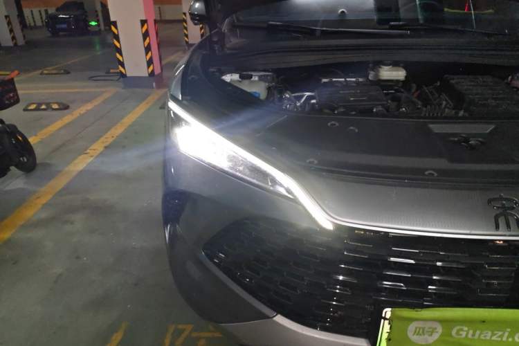 Used BYD Song L DM-i 2024 112 km Beyond Edition Right Front Headlight