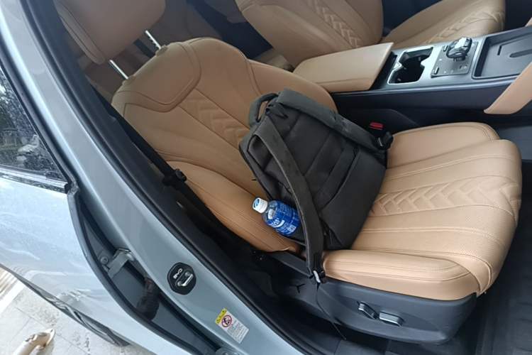 Used BYD Song L DM-i 2024 112 km Beyond Edition Right Front Seat