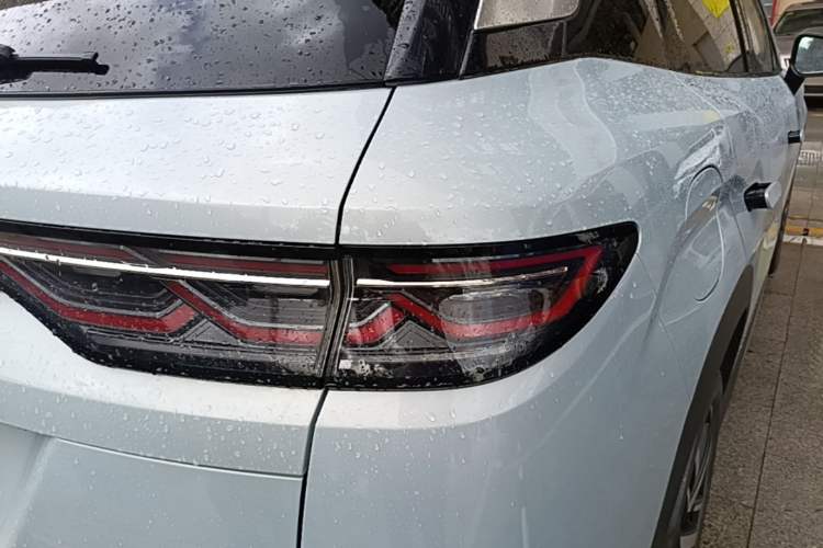 Used BYD Song L DM-i 2024 112 km Beyond Edition Right Rear Taillight