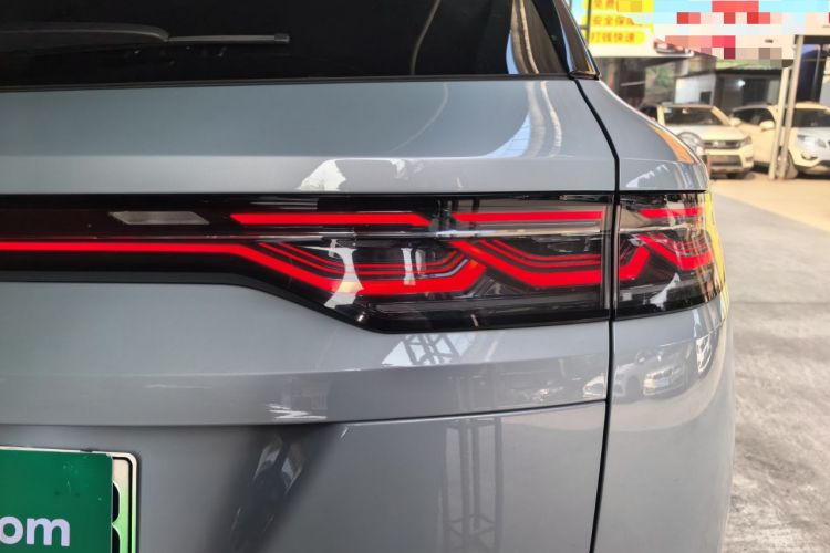 Used BYD Song L DM-i 2024 112 km Beyond Edition Right Rear Taillight