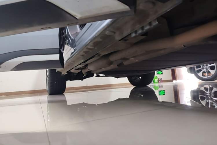 Used BYD Song L DM-i 2024 112 km Beyond Edition Right Side Sill