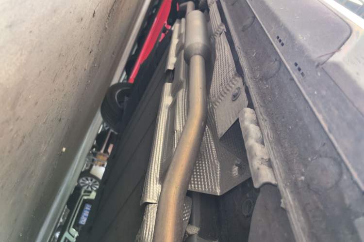 Used BYD Song L DM-i 2024 112 km Beyond Edition Right Side Sill