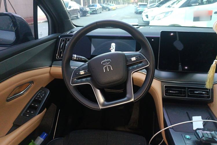 Used BYD Song L DM-i 2024 112 km Leading Edition Steering Wheel