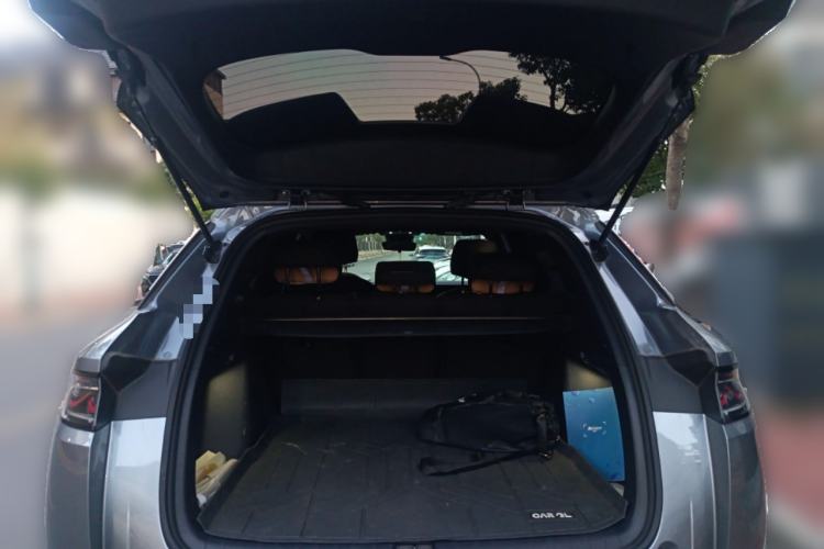 Used BYD Song L DM-i 2024 112 km Leading Edition Trunk