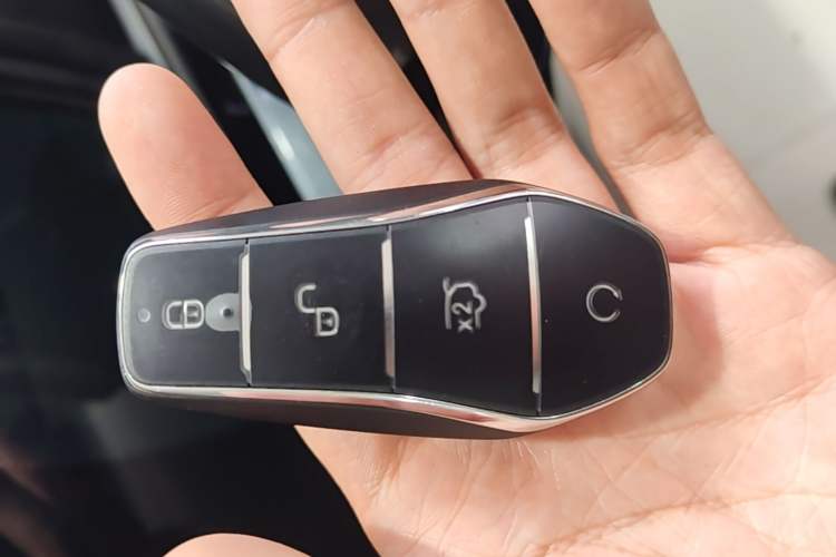 Used BYD Song L DM-i 2024 112 km Beyond Edition Vehicle Key