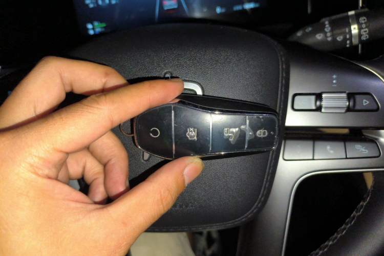 Used BYD Song L DM-i 2024 160km Beyond Edition Vehicle Key
