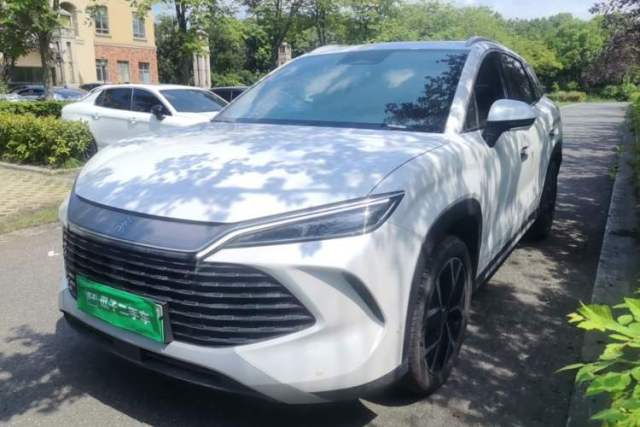 BYD Song L DM-i 2024 160 km Excellence Version usata