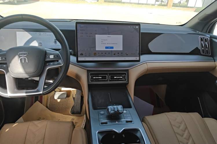 Used BYD Song L DM-i 2024 160km Beyond Edition Audio And AC Panel