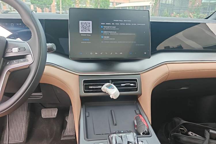 Used BYD Song L DM-i 2024 112 km Beyond Edition Audio And AC Panel