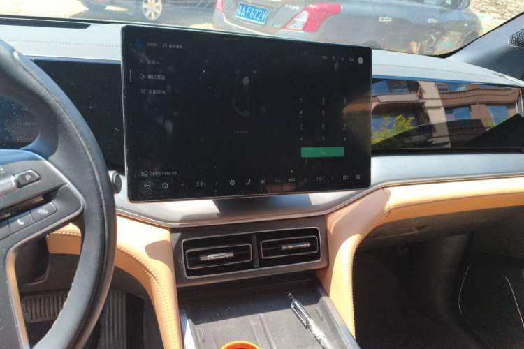 Used BYD Song L DM-i 2024 160 km Excellence Version Audio And AC Panel