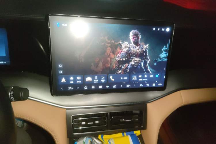 Used BYD Song L DM-i 2024 112 km Leading Edition Audio And AC Panel