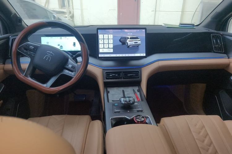 Used BYD Song L DM-i 2024 112 km Beyond Edition Center Console