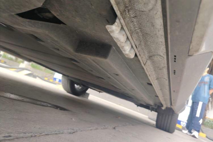Used BYD Song L DM-i 2024 112 km Beyond Edition Chassis Front Left