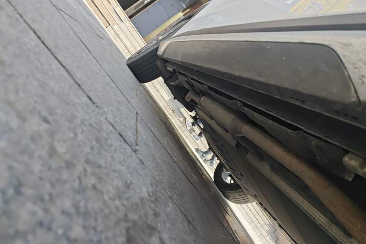 Used BYD Song L DM-i 2024 112 km Beyond Edition Chassis Front Right